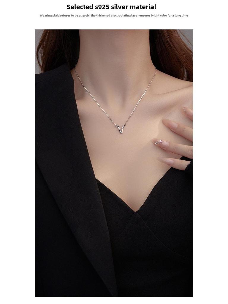 Ожерелье Banyan Tree S925 Silver Diamond с английскими буквами - элегантная и универсальная цепочка для ключицы для женщин