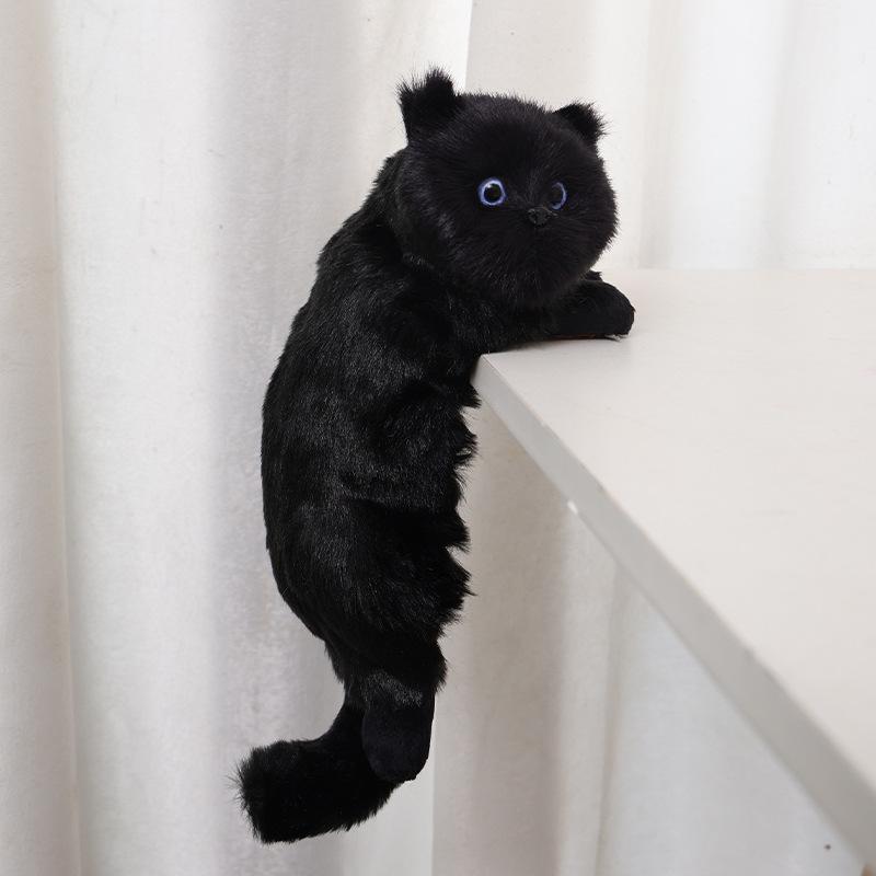 Креативная фигурка кошки: Домашний декор и детские игрушки
