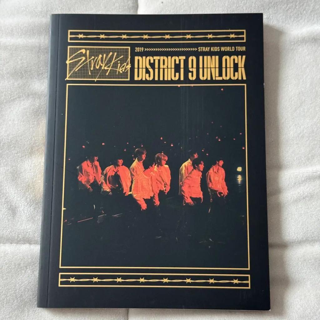 STRAY KIDS Unlocked Concert Dividi DVD Used