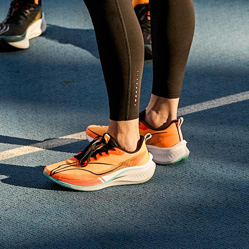 Кроссовки Li Ning Red Rabbit 7 Pro с высокой устойчивостью, легкие, дышащие, профессиональные, для гонок, с амортизацией, нескользящие, с низким верхом ARPU001-4