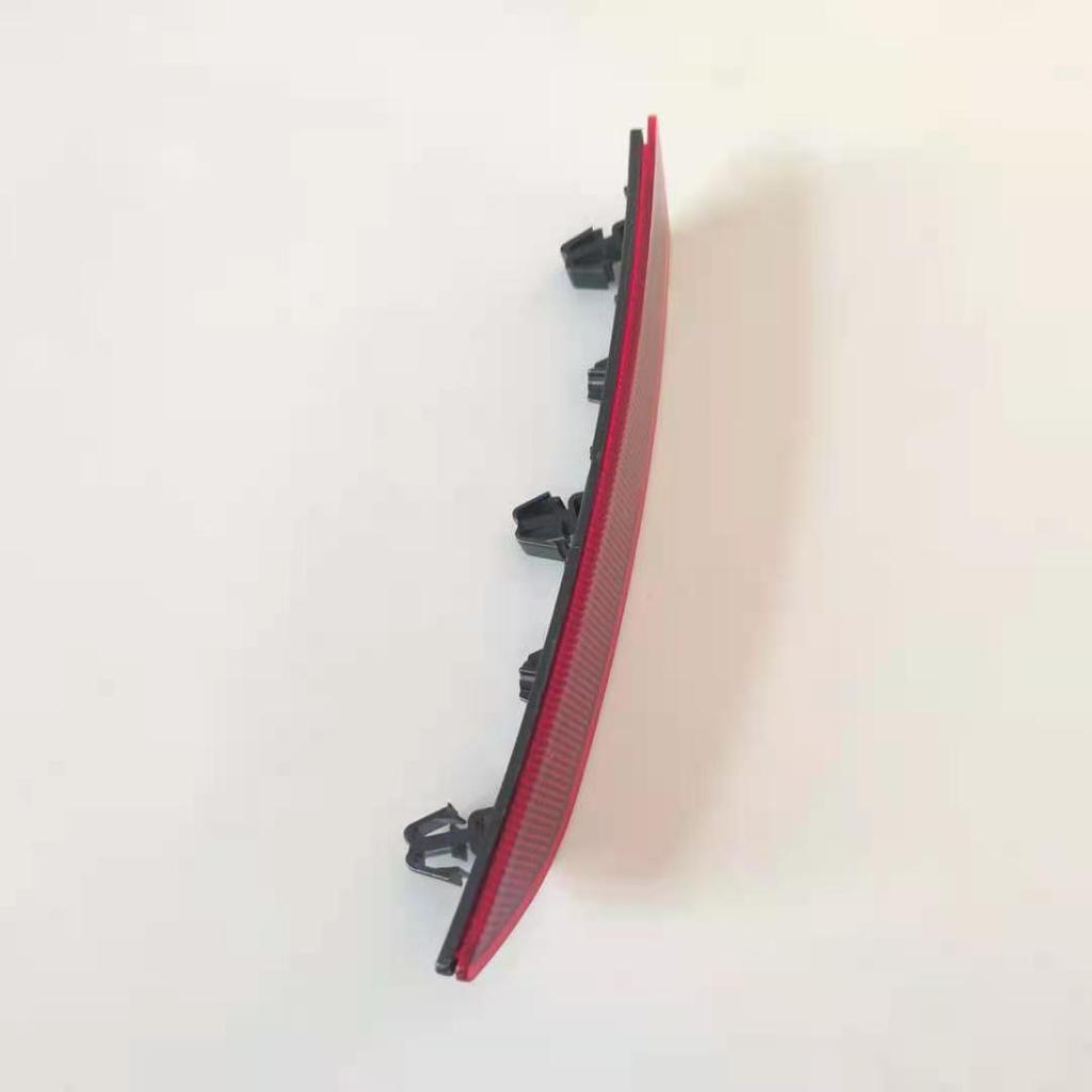 BMW 5G30 Задний бампер Светоотражатель 63147851577/78