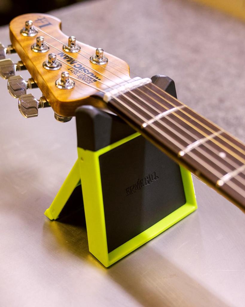 ERNIE BALL 9617 Подставка под гриф гитары Подушка для грифа Функциональная Подушка Материал, бережный к инструментам [Оригинал] / / 3-в-1 /