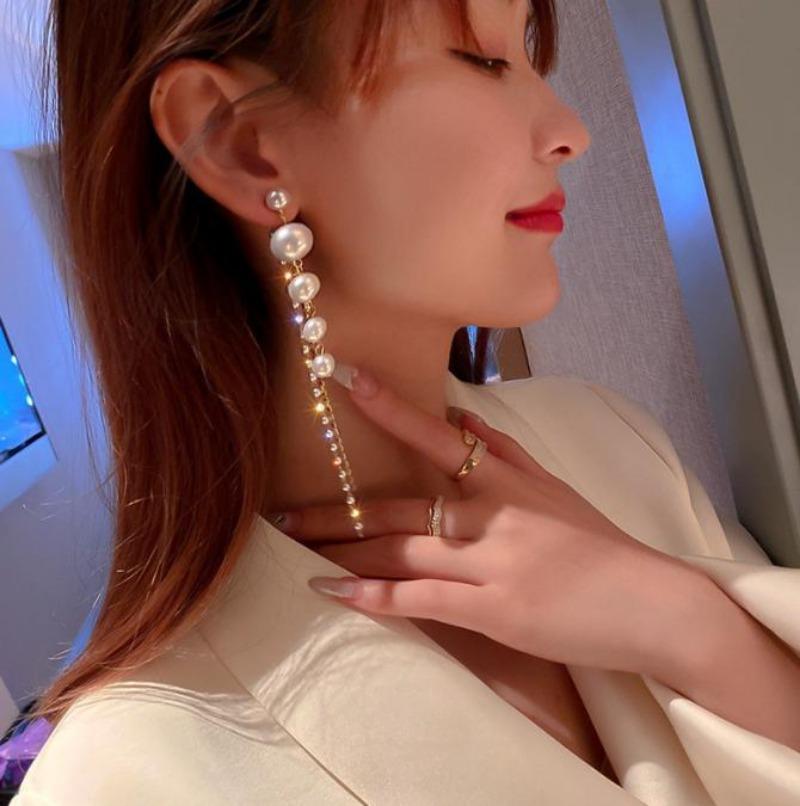 Pearl Long Tassel Dangle Earrings for Women Creative Design Temperament Personality Jewelry Girl Gift Brincos