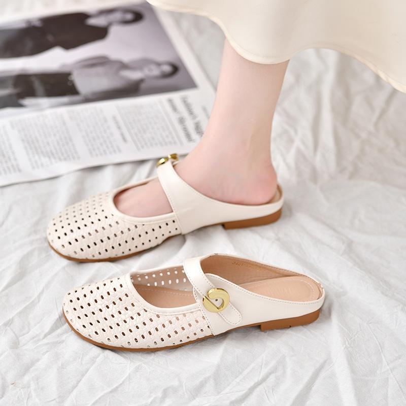 Французские дышащие полые туфли-полушлепанцы с закрытым носком, новинка 2025 года, женская летняя обувь, сандалии на низком клиновидном каблуке, обувь Мюли