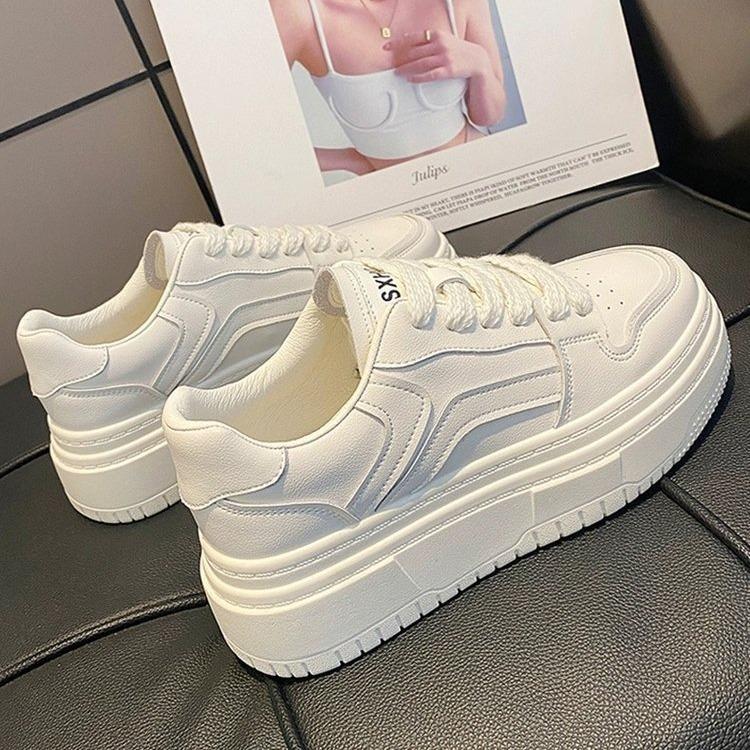 2024 Autumn New Internet Celebrity Explosion Student Versatile Muffin Korean Version of White Shoes Platform Fashion Casual Board Shoes Women