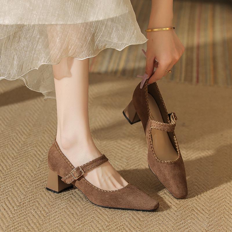 5960 New Mary Jane Shoes Autumn 2026 Fashion One-word Buckle with Shallow Mouth Single Shoes Women's Thick Heel Small Square Single Shoes