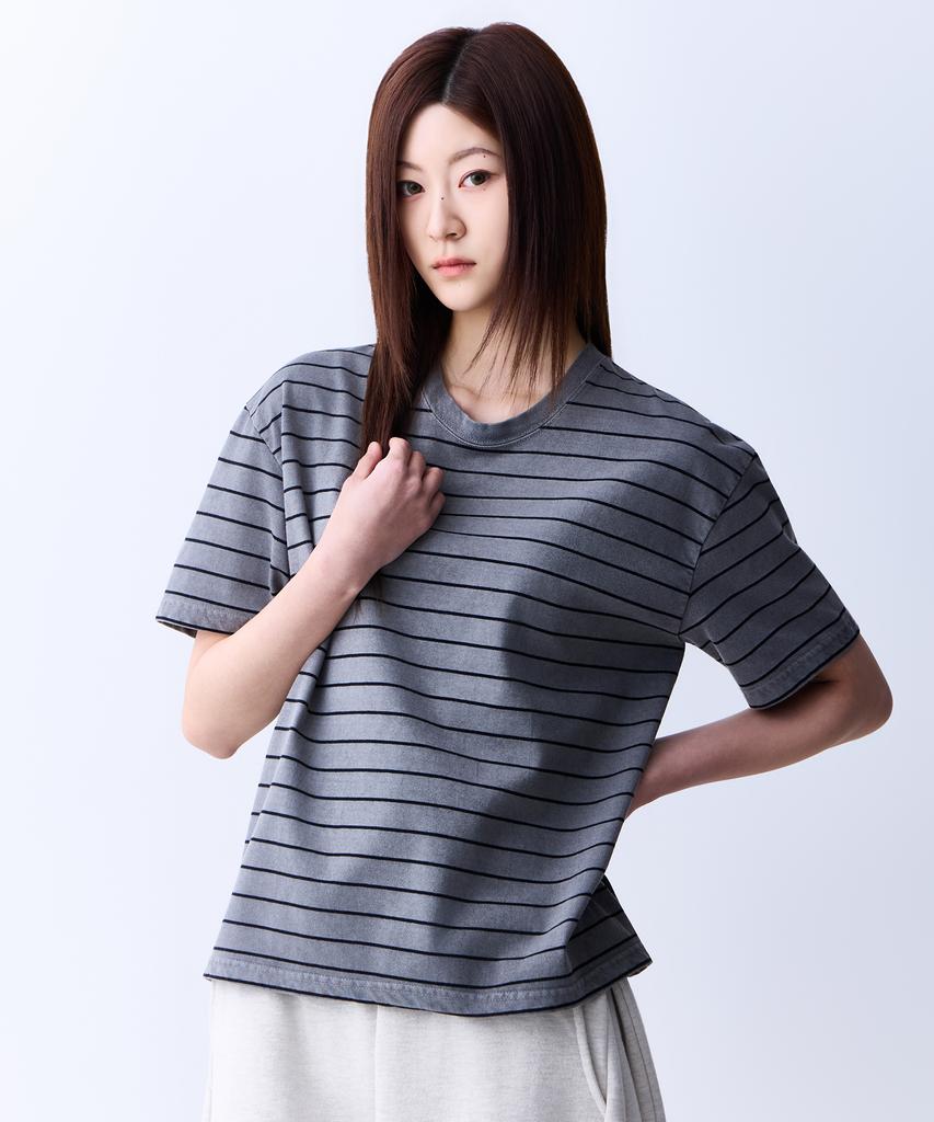 ADERNM Summer Daily Thin Stripe Crop T-Shirt Deep Gray