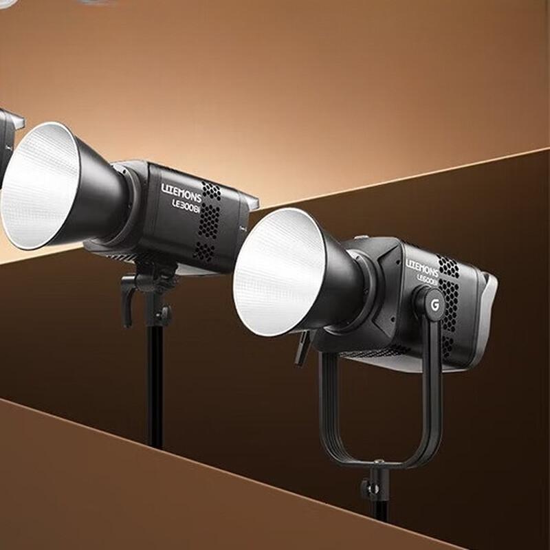 Godox LE300Bi Двухцветный светодиодный видеосвет 300 Вт, комплект
