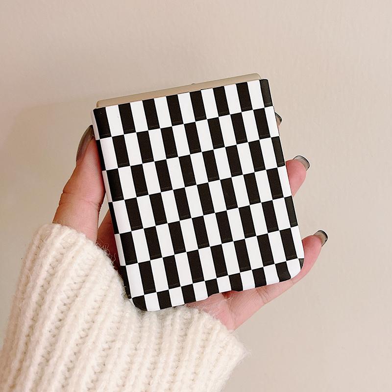 Простой и модный чехол для телефона в черно-белую полоску для Samsung Galaxy Z Flip 3, 5 г, тонкий жесткий матовый чехол для ПК для Z Flip3