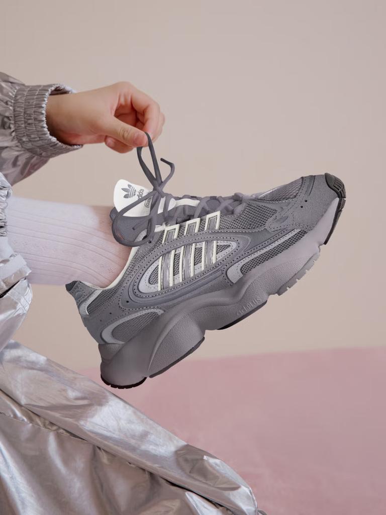 Универсальные спортивные кроссовки Adidas OZMILLEN Classic - Мужские и женские - Adidas Трилистник KJ6990