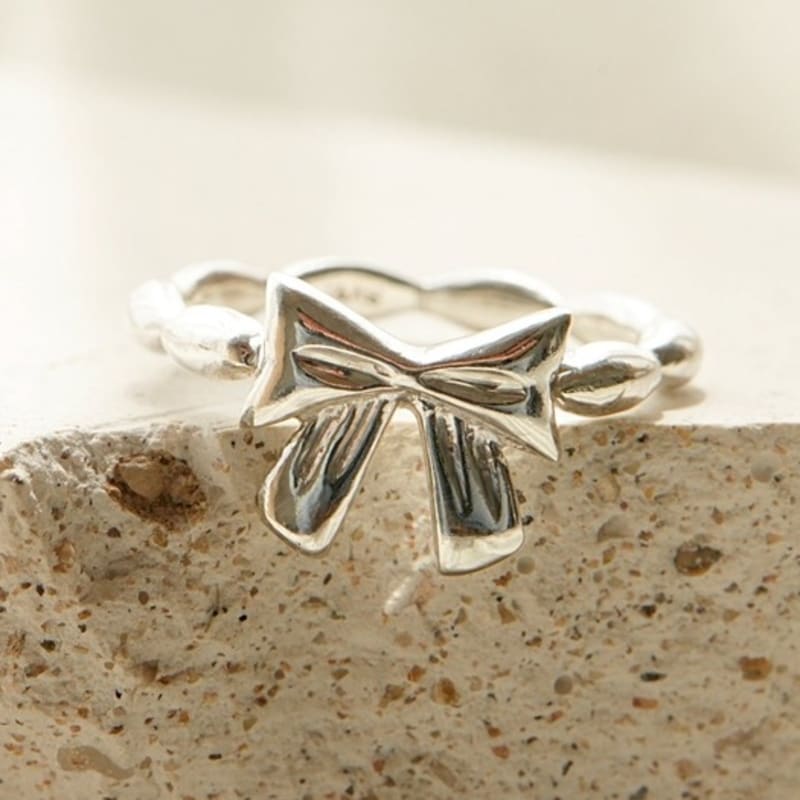 BELLOOGGI Ribbon Ring