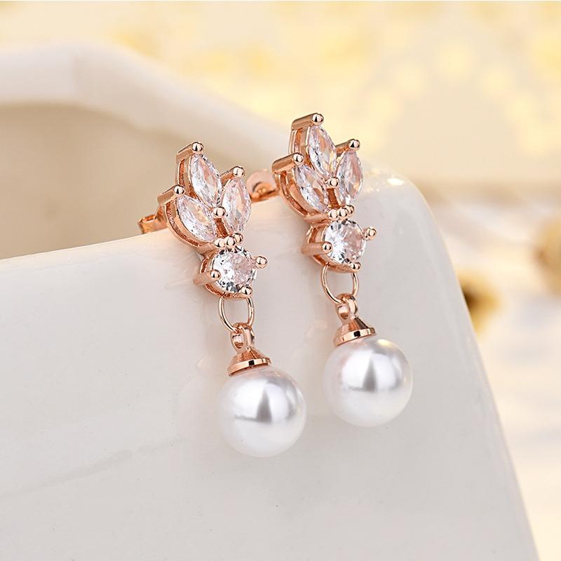 High-quality Light Luxury Feeling, Micro-inlaid Zircon Earrings, Temperament Pearl Earrings
