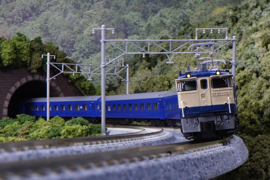 KATO N Gauge EF65 1000 Late Type JR Specification Железнодорожная модель электровоза 3061-8