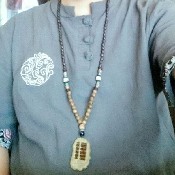 Unisex Tibetan Ethnic Necklace: Versatile, Retro-Style Jewelry with Wooden Accents for Cotton and Linen Outfits