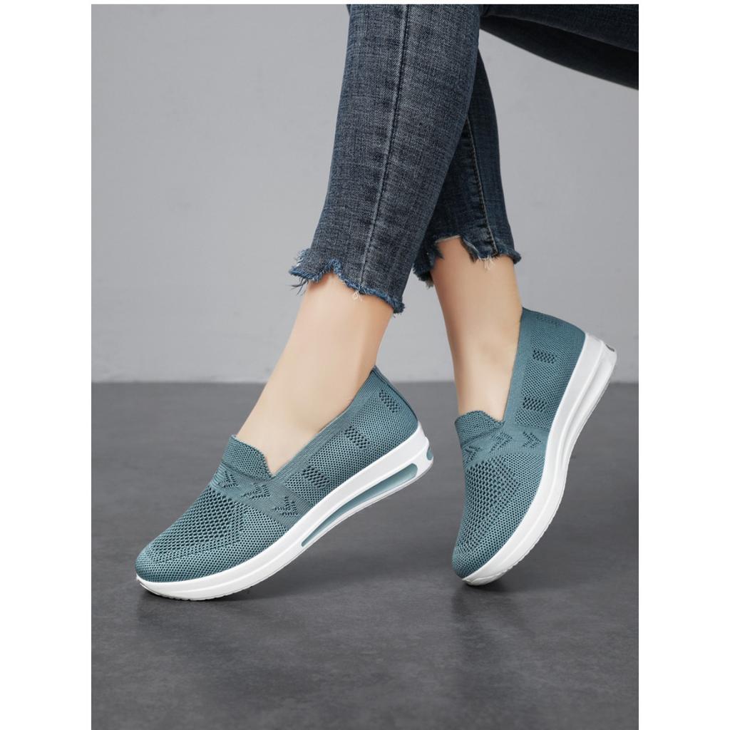 Shoes Women's Spring Flying Weave Breathable Casual Shoes, One Stirrup Shoes, Lightweight Walking Shoes Solid Colour Hundred Single Shoes