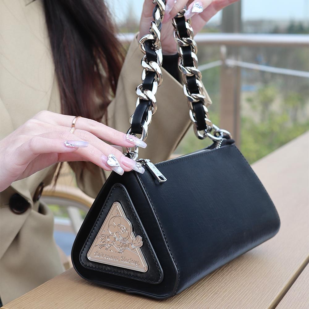 Disney Classic Versatile Commuter Chain Small Bag Women Crossbody Bag Multiple-Colors BMK-71051B