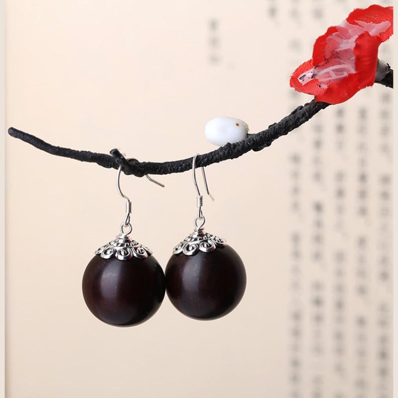 Women's small-leaf rosewood earrings s9Vintage earrings Artistic Redwood Bead Earrings in Vintage Style