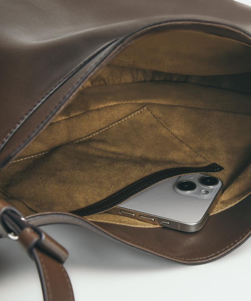 Zoeet Pebble Shoulder Leather Bag (Espresso)