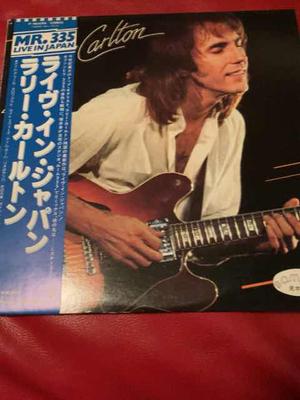 Виниловая пластинка ЛАРРИ КАРЛТОН Мистер. 335 Live In Japan P10643WPROMO WARNER BROS 1979 Япония Obi Джаз Б/у