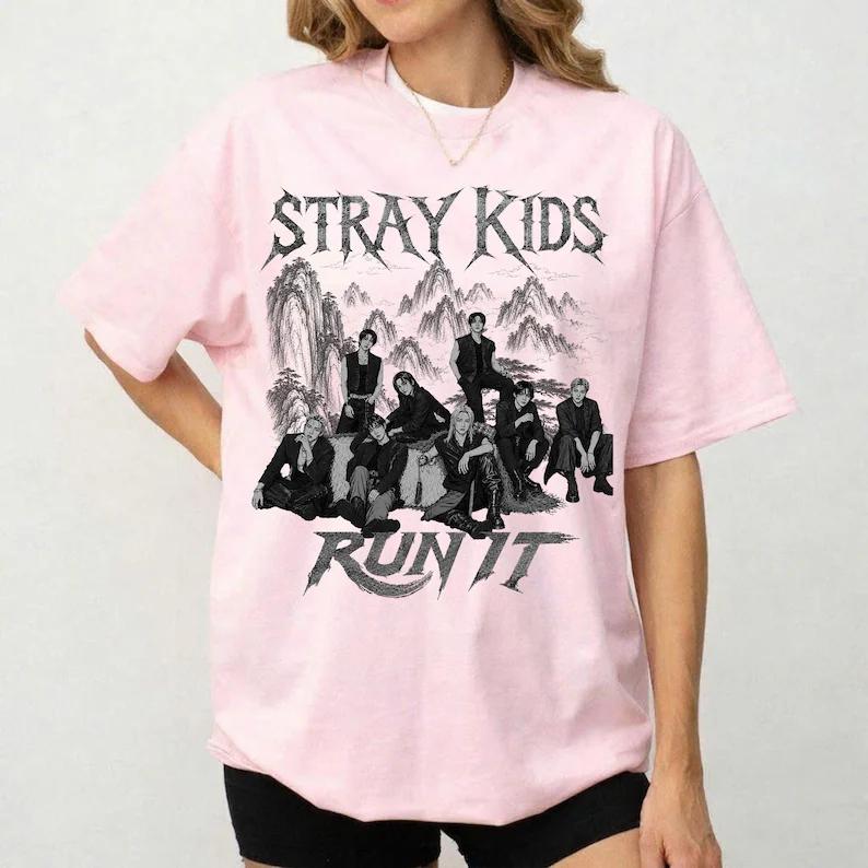 Stray Kids World Tour Run It T-shirt Unisex Hip Hop Y2K Gothic Oversized T-shirt Hip Hop Streetwear Top Y2K Gothic Cotton Oversized T-shirt