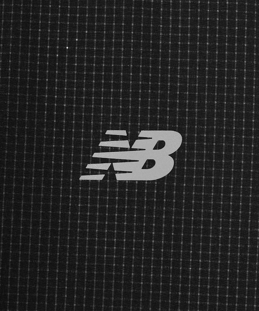 New Balance Nbngg26101 / Мужская ультралегкая майка (черный)