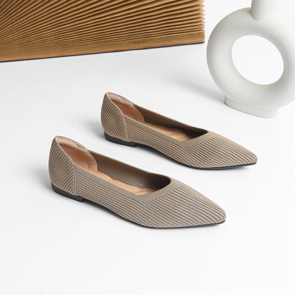 Women's Flat Shoes with Pointed Soft Knitted Sole Breathable and Comfortable Shoes Spring and Autumn 2025 New Model