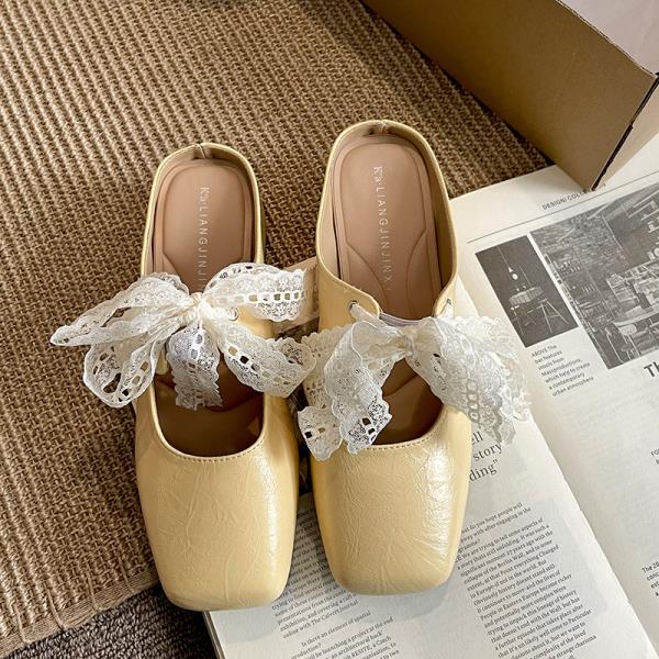 Fashion Shoes Women Slippers Casual Slides Cover Toe Pantofle Square Heel Soft Luxury Flat 2025 Block Retro Shoes Women Slippers Casua