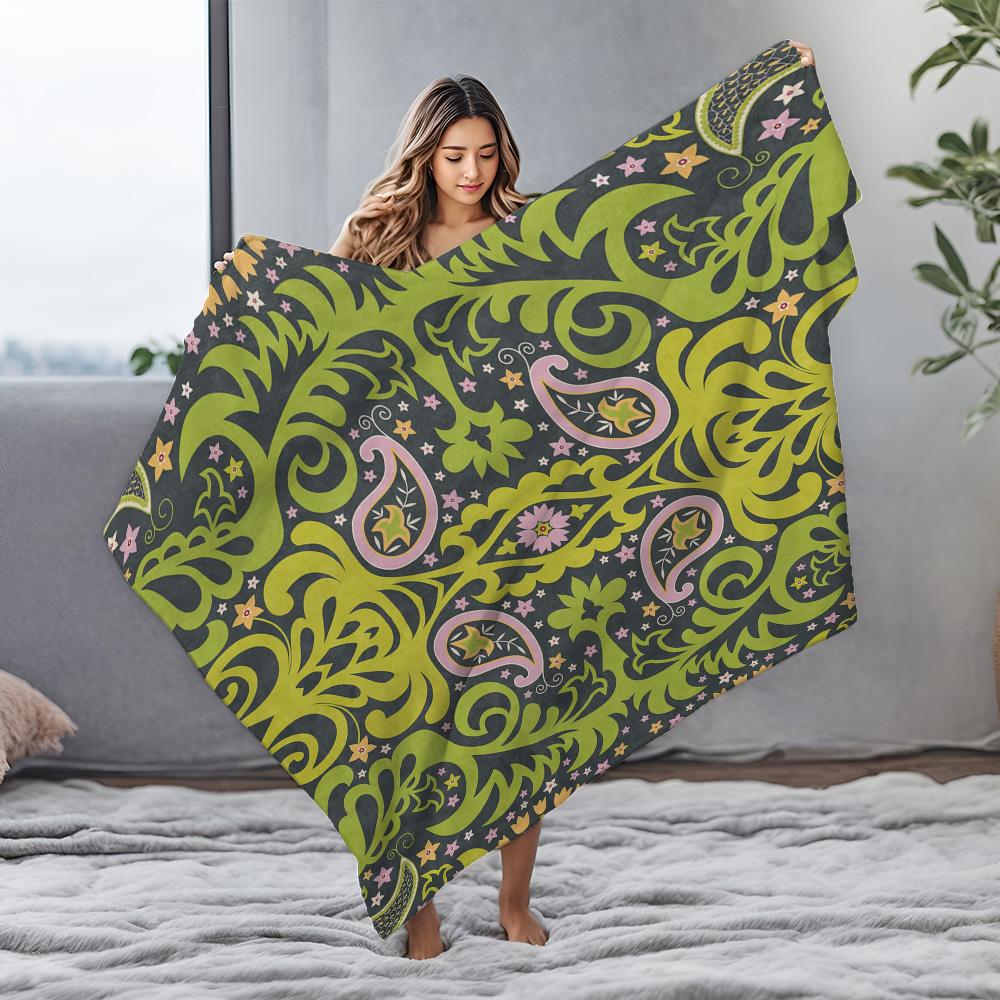 Vibrant Peacock Floral Print Throw Blanket Bohemian Bedspread Unique Sofa Cover Decorative Throw Blanket Dark Green Pattern