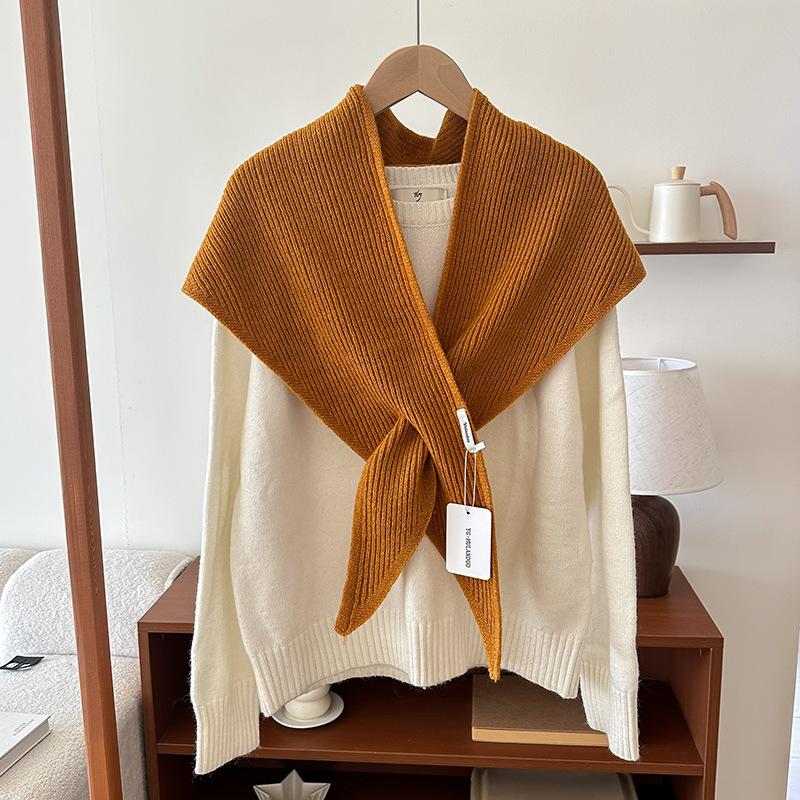 Solid Color Cross Knitted Triangle Scarf Women'S Winter Warm Neck Protection Shawl Clothing Matching Shawl Scarves
