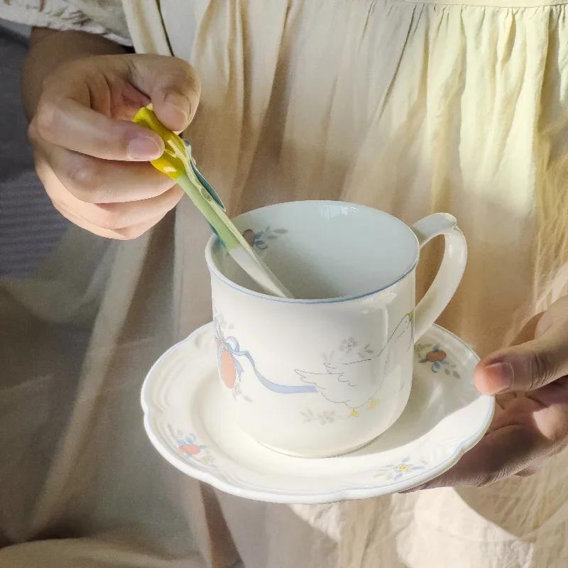 1 комплект керамических чашек и блюдец, десертная тарелка, столовая посуда, расписанные вручную кофейные кружки с изображением лебедя, чашка для послеобеденного чая, подарки для офиса и дома для пары