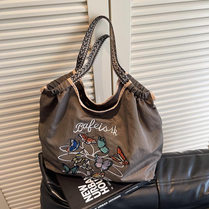 Women's Bag New Nylon Embroidered Bag Fashionable Large-capacity Portable Shoulder Shopping Bag
