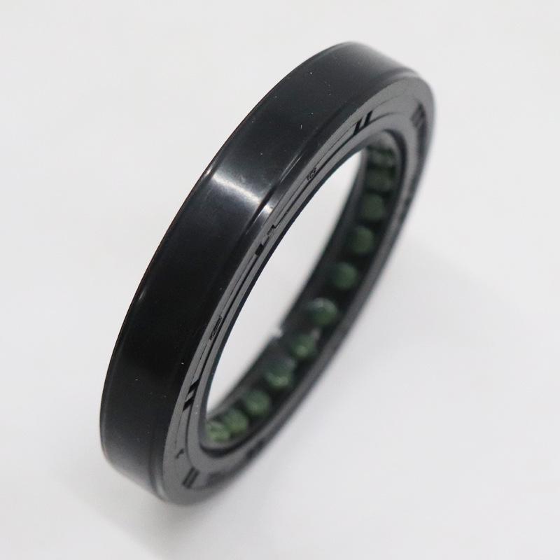 Задний сальник для КПП грузовиков Jiangling Kai Rui Kaiyun Shunda NKR 4JB1 Qingling 600P 100P