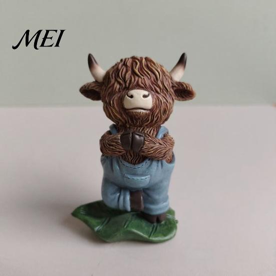 Farmhouse Style Figurines Yoga Highland Cow Resin Figurine, Overalls Statues, Waterproof Healing Atmosphere Decor Garden Ornament for Indoor