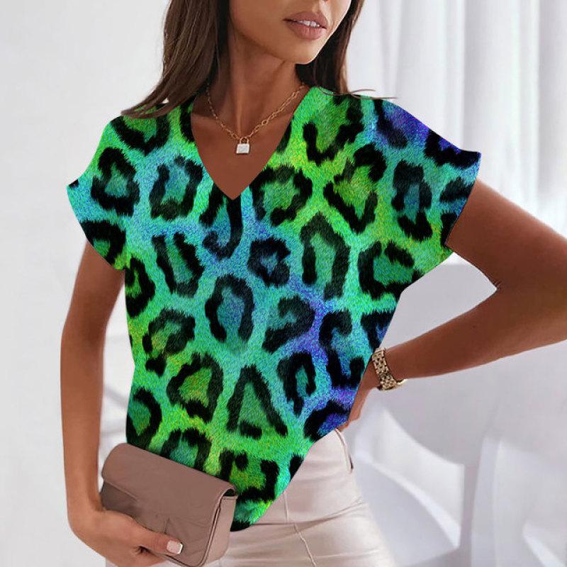 Women's V-neck Peacock Print Short Sleeve Tops Harajuku Oversized Tee Shirt Fashion Elegant Tees Casual Pullover Summer Clothing