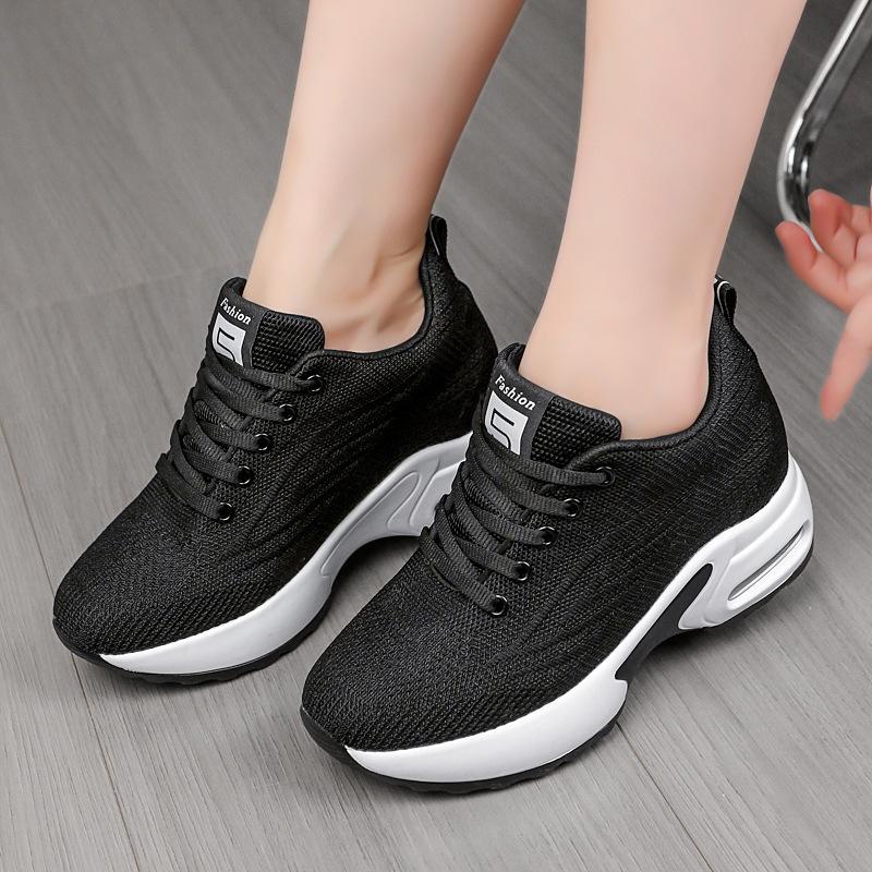 Осенняя сетчатая дышащая невидимая внутренняя увеличивающая рост женская обувь повседневная спортивная обувь на платформе женские одинарные туфли белые