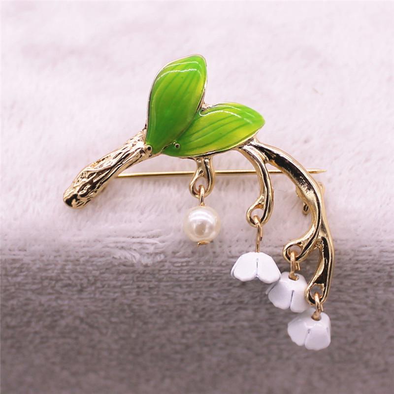 1Pc Small Fresh Plant Brooch Collar Clothing Accessories Girl Party Gift