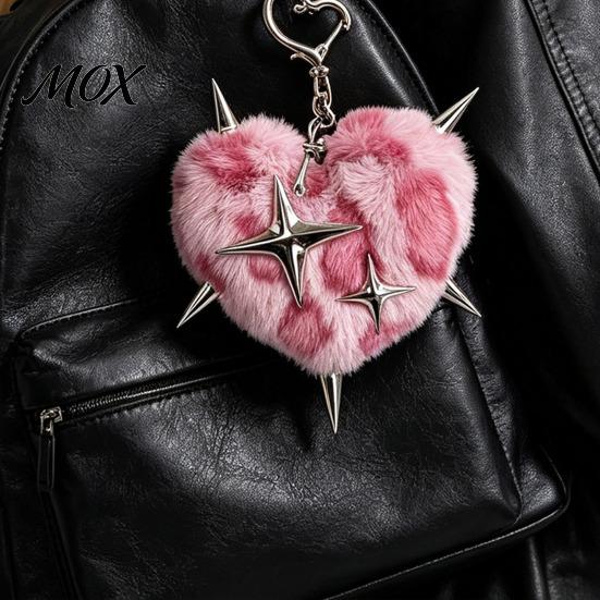 Plush Heart Keychain Leopard Love Keychain, Stuffed Keyring Pendant Punk Backpacks Accessory with Metal Star, Bag Decorative Handbag Decoration