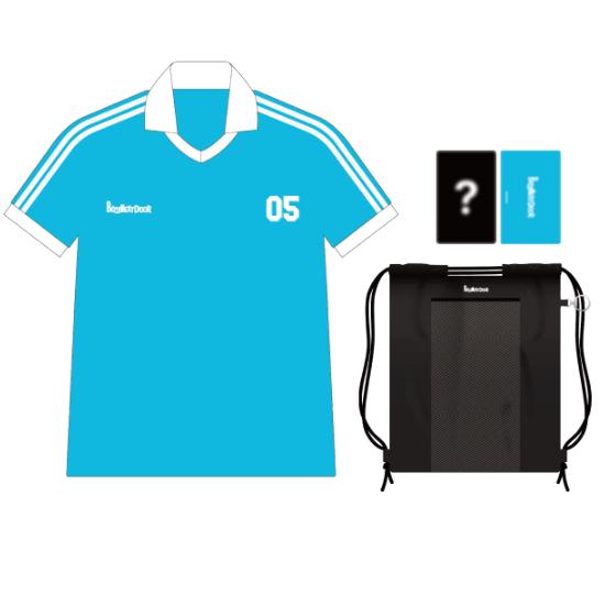 Предварительный заказ футбольной формы и спортивного мешка Weverse Con Festival