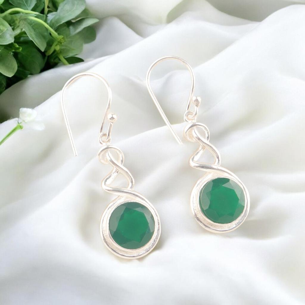 Beautiful Green Onyx 925 Sterling Silver Earrings, Engagement Earrings For Girls CE-14-17