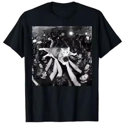 HOT SALE Funny Rock Show Cat Meme Cute Tabby Kitten Crowd Surfing T-shirt Humorous Kitty Star Y2k Street Wear Rap Hip Hop Tee