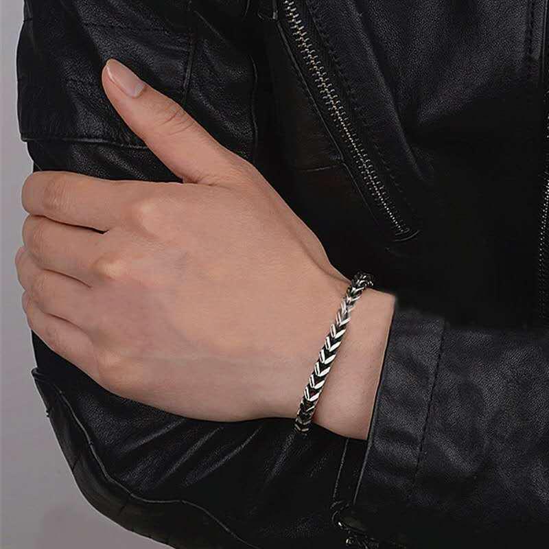 MAITA Men's Titanium Steel Bracelet & Bangle 22cm Cool Silver Vintage Snake Chain