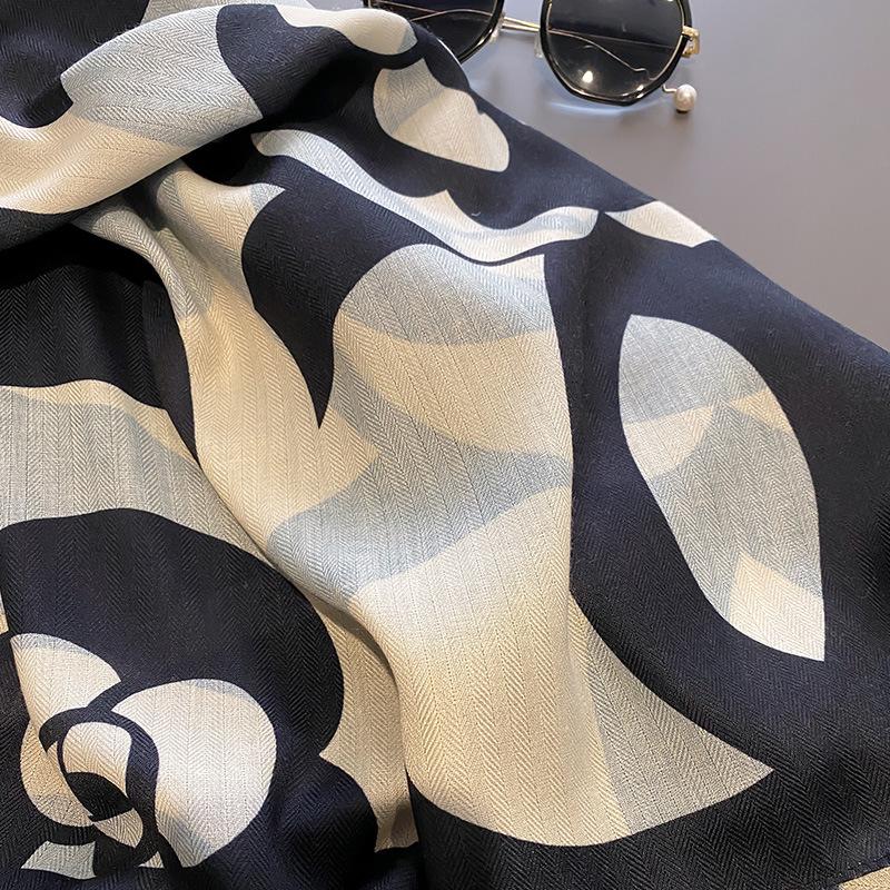 Korean Version New Spring and Autumn Summer Double-sided Printed High-end Scarf Scarf Fashionable Age-reducing Sunscreen Shawl Scarf for Women