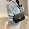 Light Luxury Simple High-end Temperament Small Square Bag Retro Fashion Versatile Portable Shoulder Armpit Bag