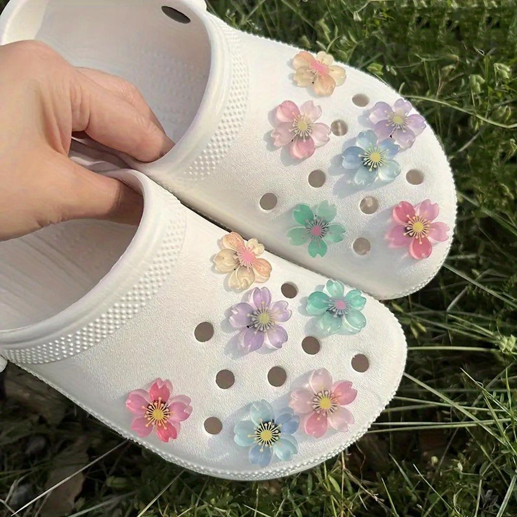 12 Штук Светящихся в темноте Цветочных Шармов для Кроксов DIY Съемные Аксессуары Подходят для Декора и Кастомизации
