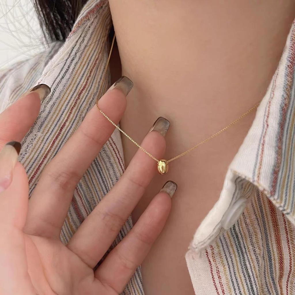 Простой темперамент Золотое колье-бини женское