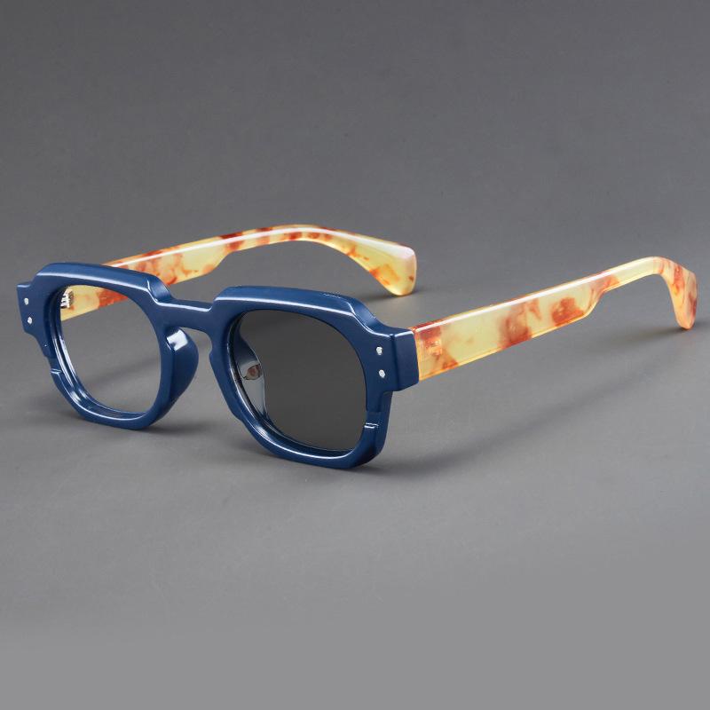 Trendy Square Photochromic Reading Glasses Unisex Variable Grey Presbyopia Eyewear with Diopters