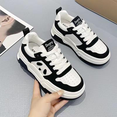 Белые туфли на платформе, женские осенние новинки, модные универсальные повседневные туфли на шнуровке, подходящие по цвету