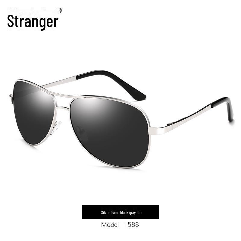 "3026 Men's Polarized Color-Changing Aviator Sunglasses with Spring Hinges"