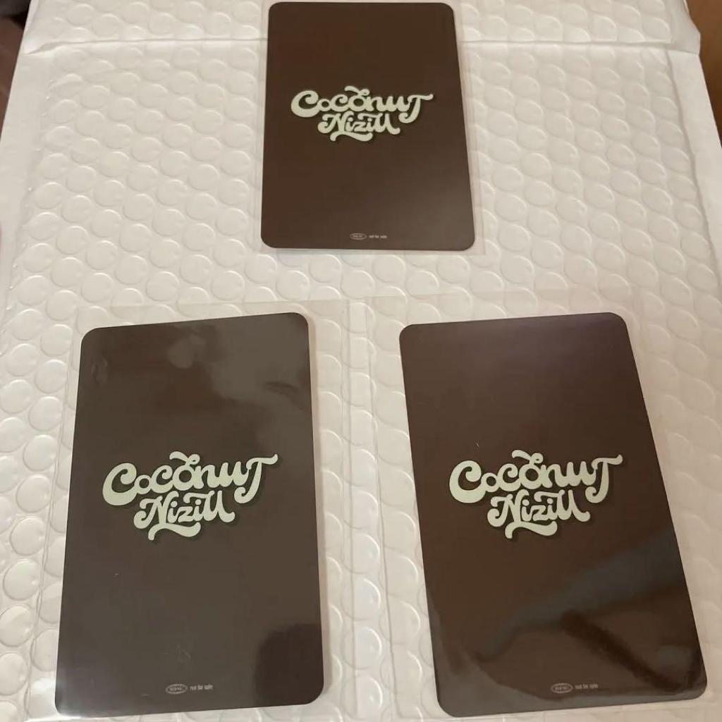 [USED] NiziU Miihi venue limited trading card