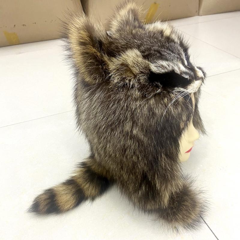 Новая зимняя меховая шапка для женщин из натурального меха енота, стильная теплая шапка-бомбер с ушами для мальчиков и девочек, пушистая ветрозащитная уличная шапка-ушанка